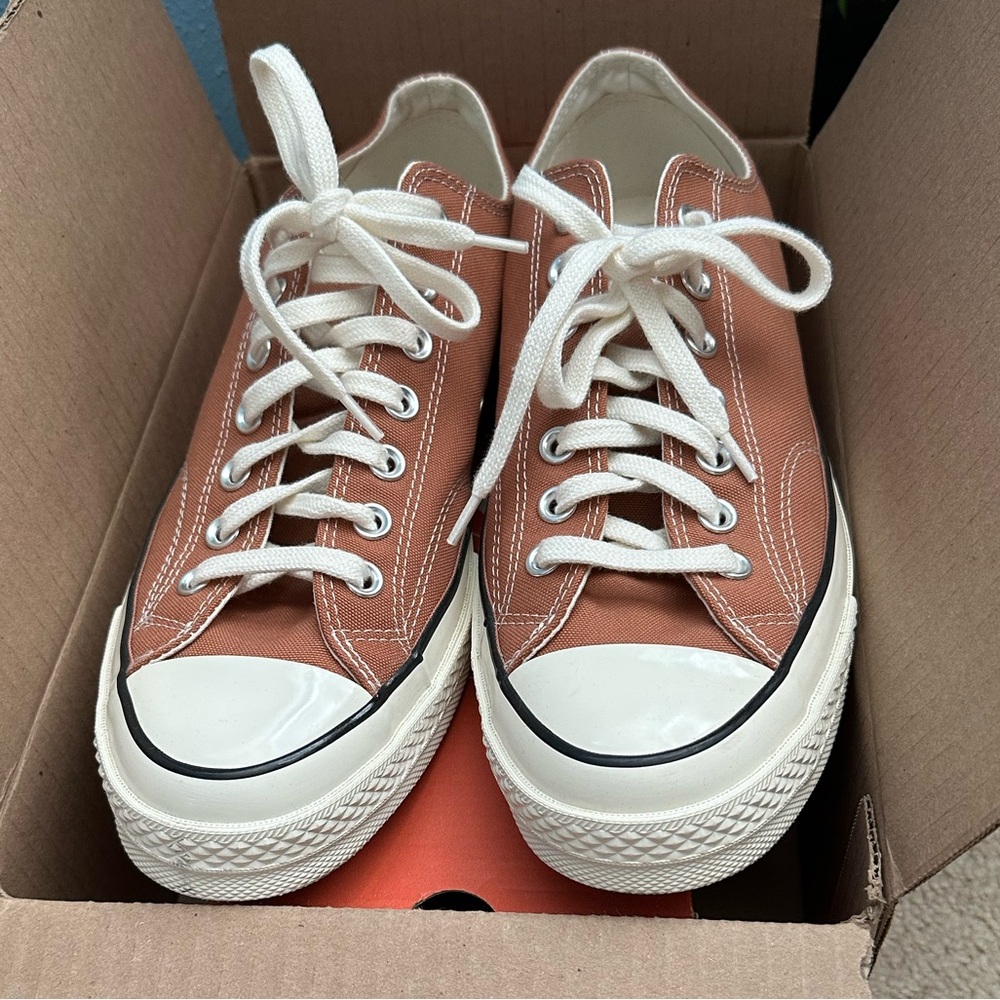 Converse Classic Sneakers in “mineral clay” women’s size 12 men’s 10 (Unisex)